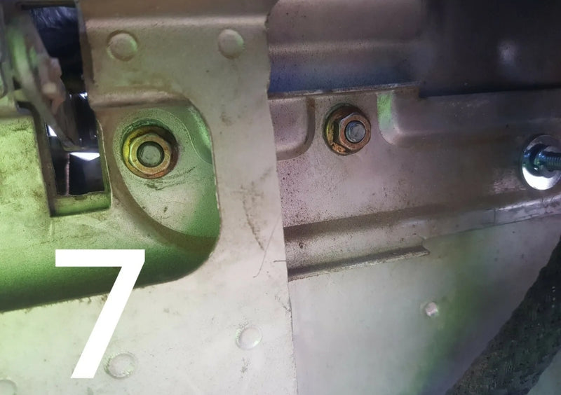 Land Rover Discovery 2 Fiberglass Tailgate Handle